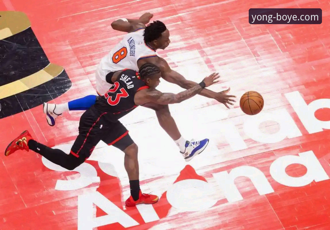 博业体育下载安全 尼克斯140-89大胜老鹰:季后赛半场47分差创纪录赛事全解析